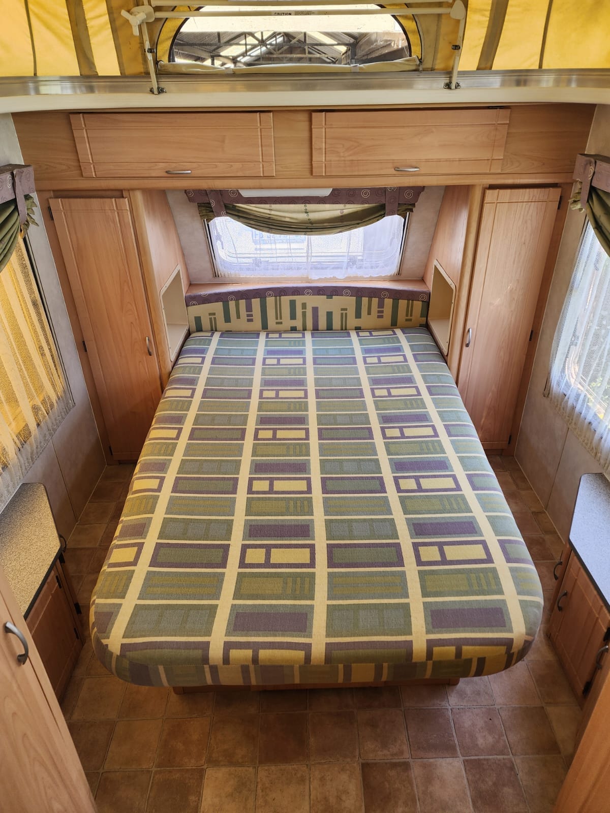 2006 Gypsey Romany Caravan (CT 1634)