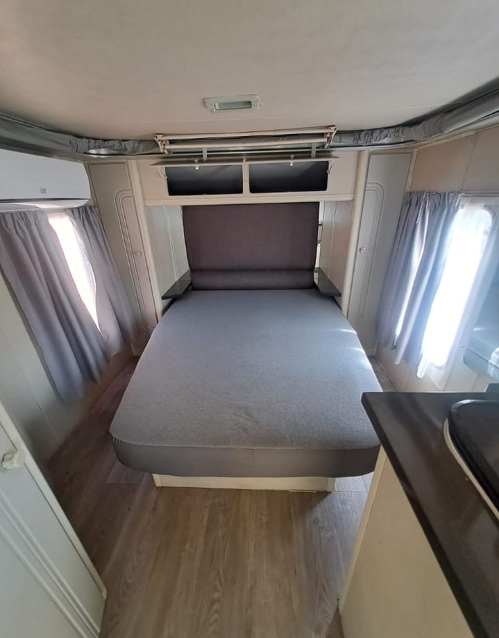 SOLD 1997 Jurgens Palma Caravan (CT 1295)