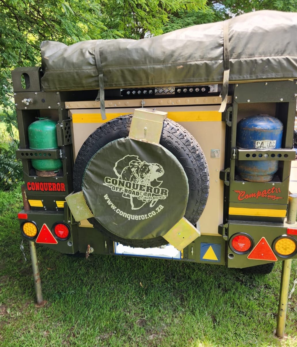 2015 Conqueror Conquest II Camping Trailer (CT 1495)