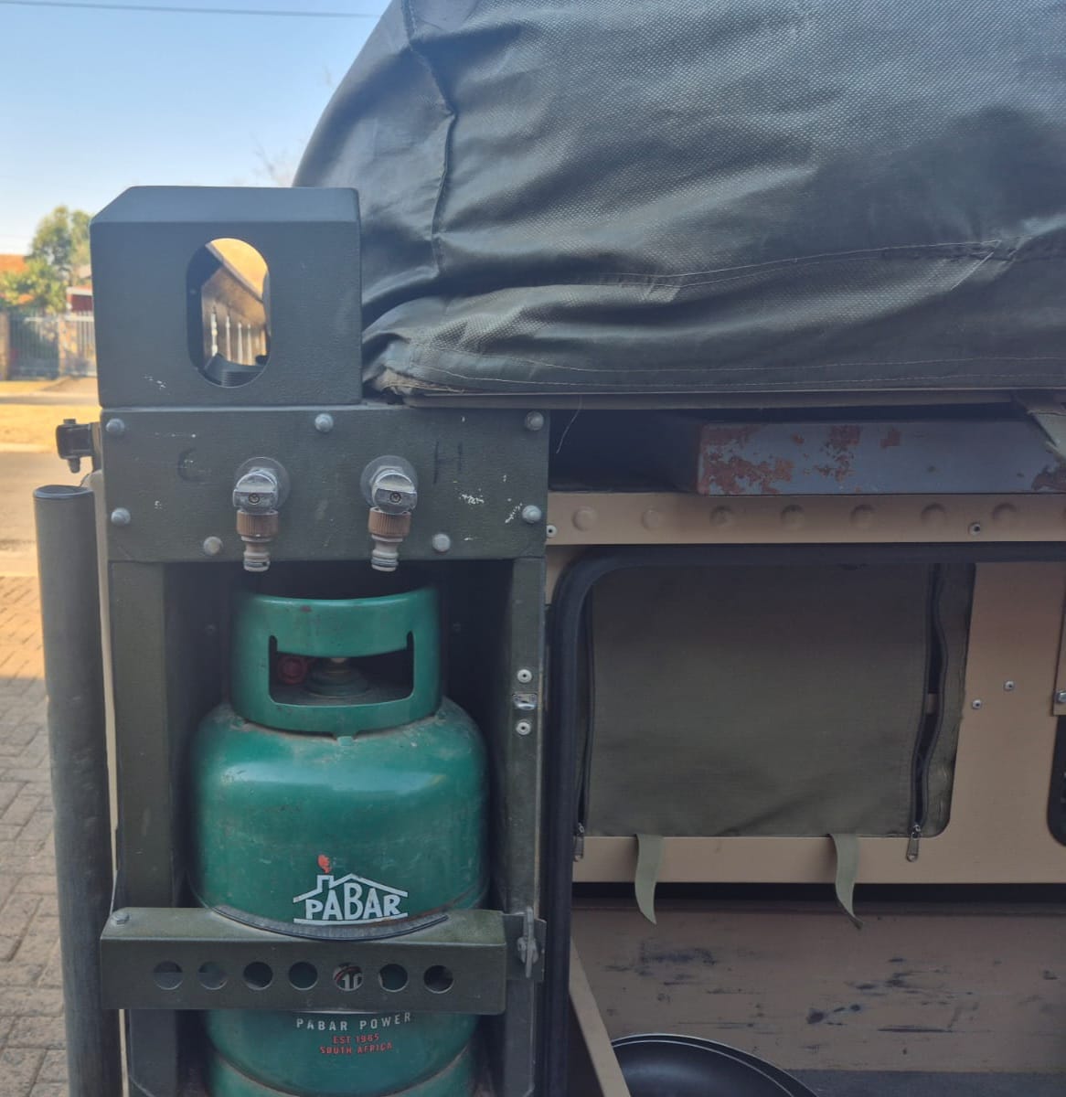 2013 Conqueror Comfort Off Road Camping Trailer (CT 1643)