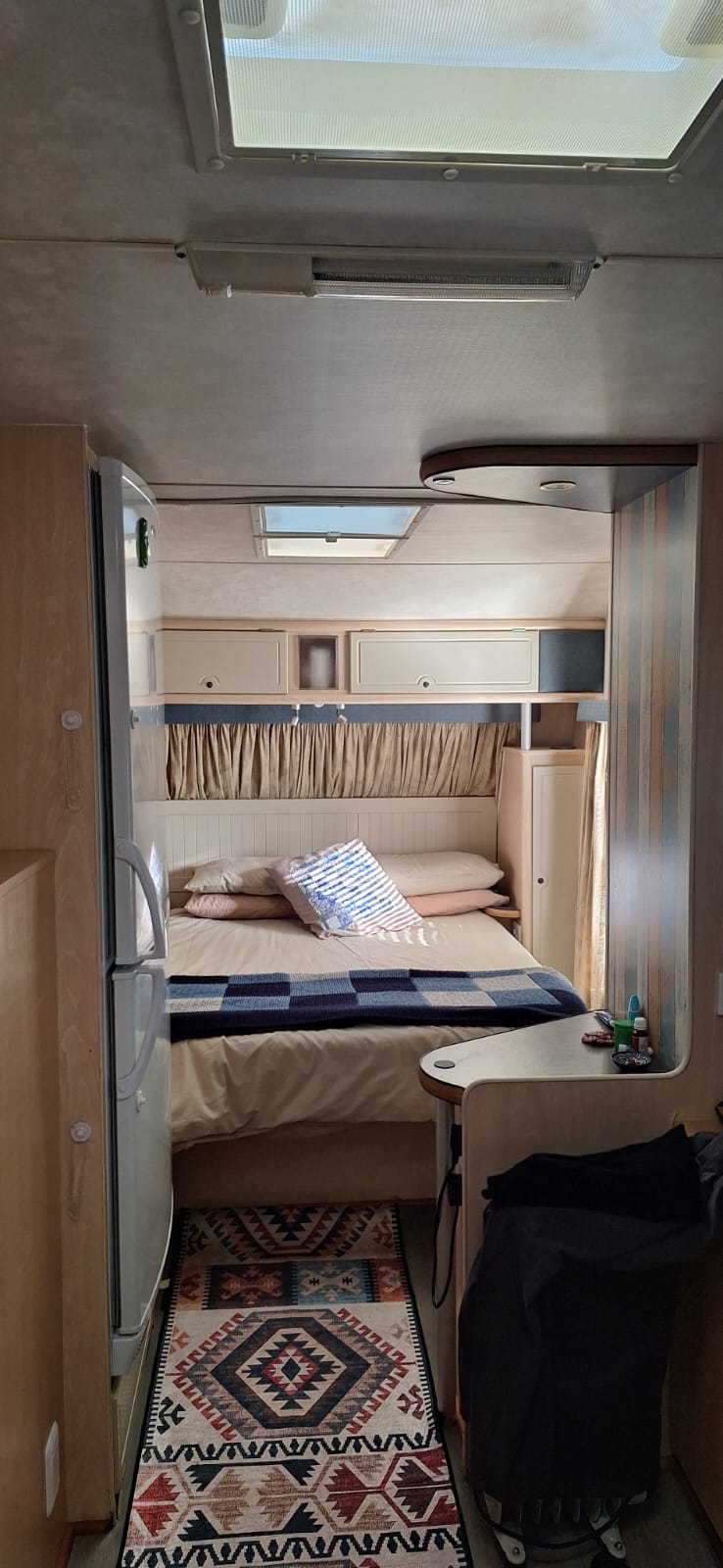 2005 Jurgens Exclusive Caravan (CT 1593)