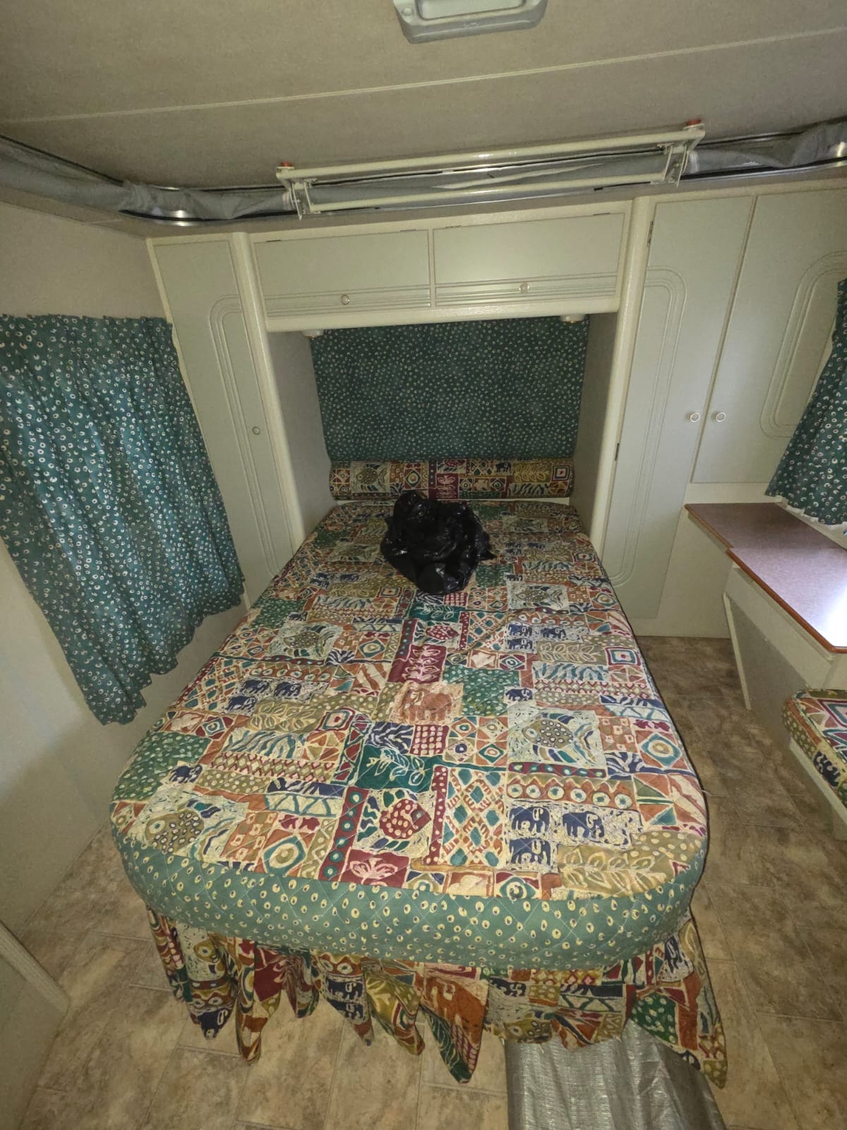 1998 Jurgens Penta Caravan (CT 1635)