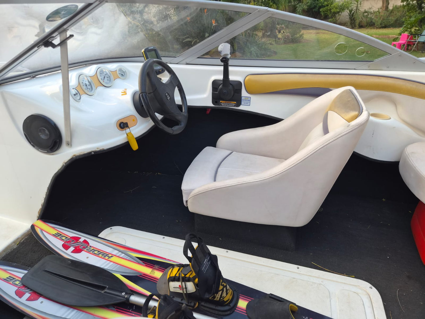 2005 Viking Velocity Ski Boat (CT 1609)