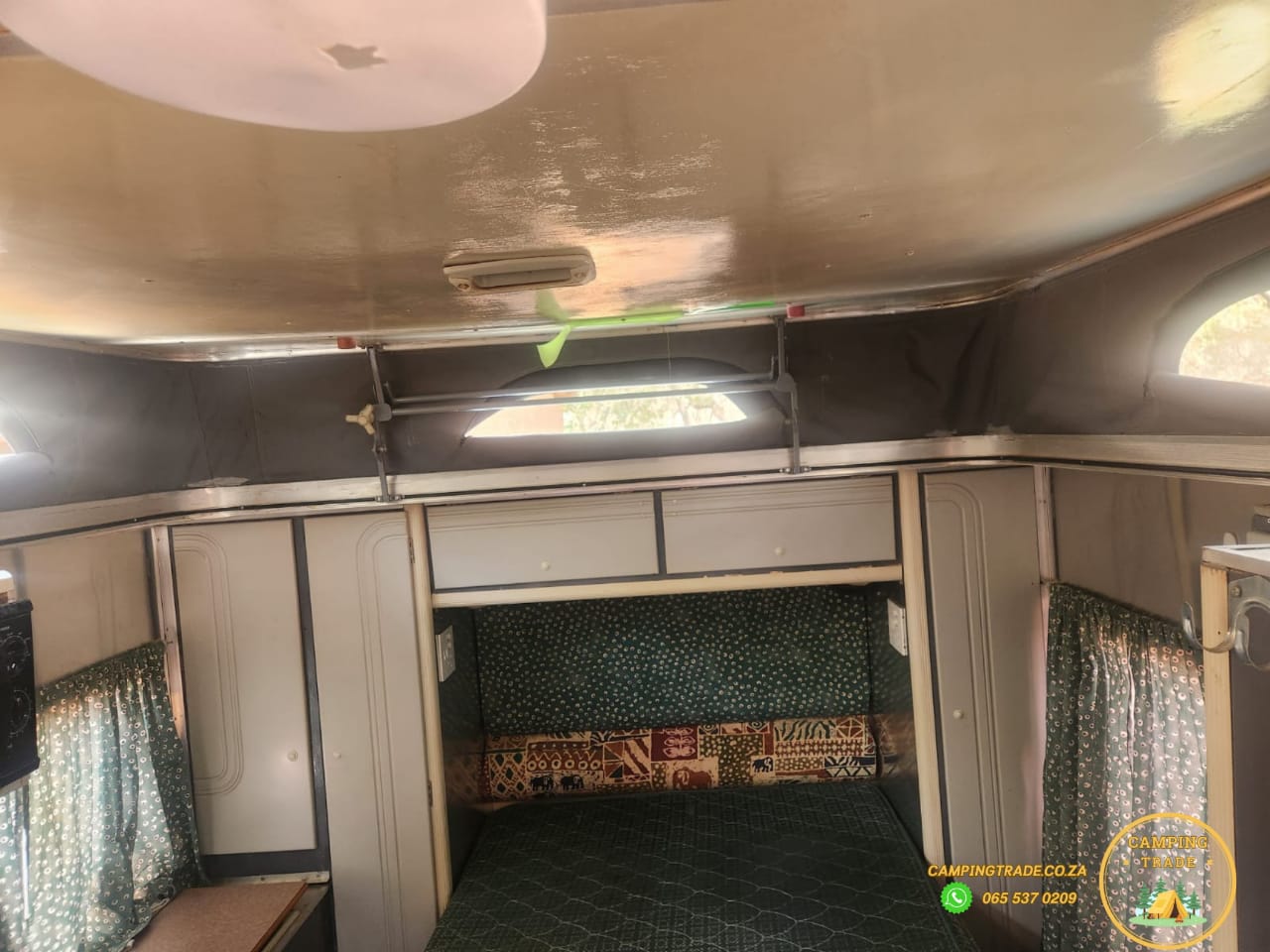2000 Jurgens Fleetline Caravan (CT 1213)