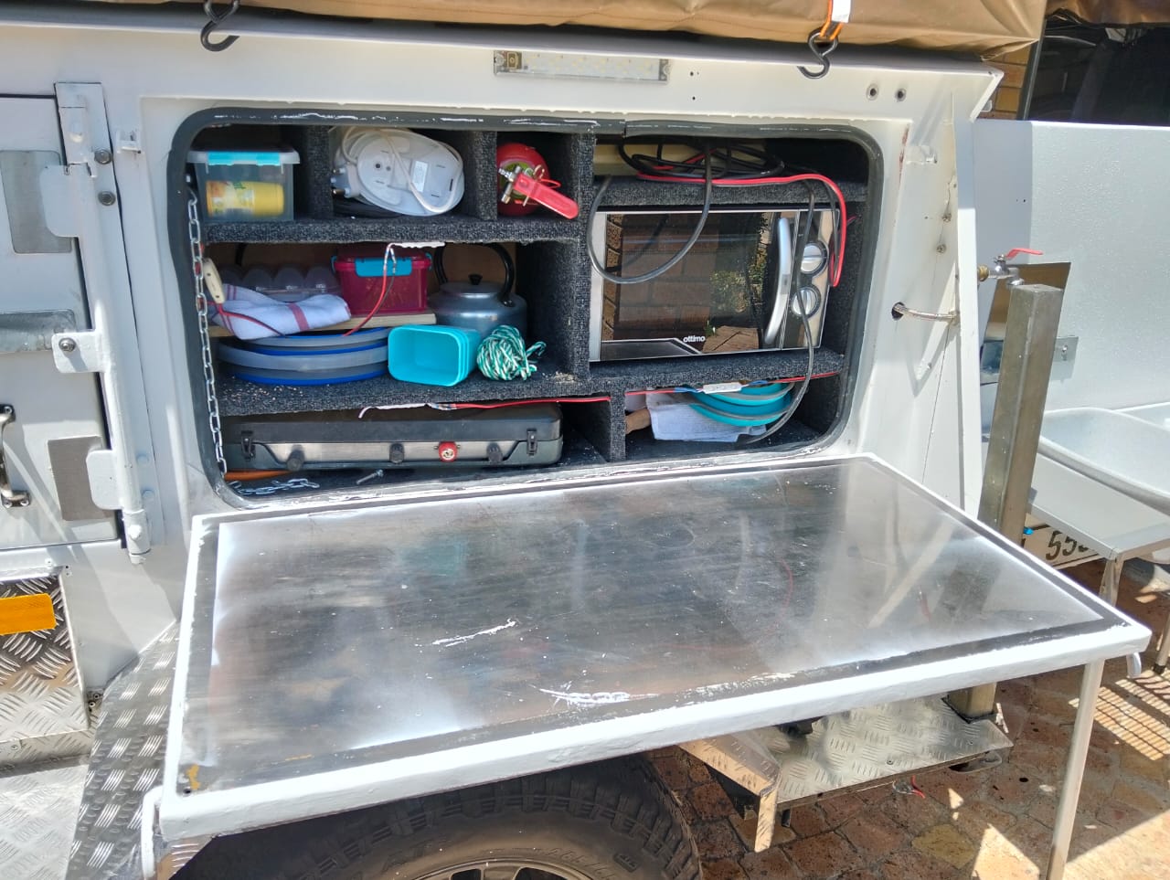 2005 Challenger Bundu Basher Off Road Camping Trailer (CT 1575)