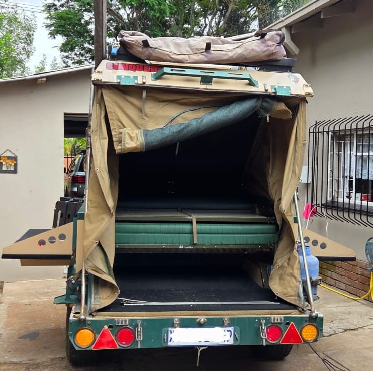 SOLD 2006 Conqueror Supra I Camping Trailer (CT 1497)