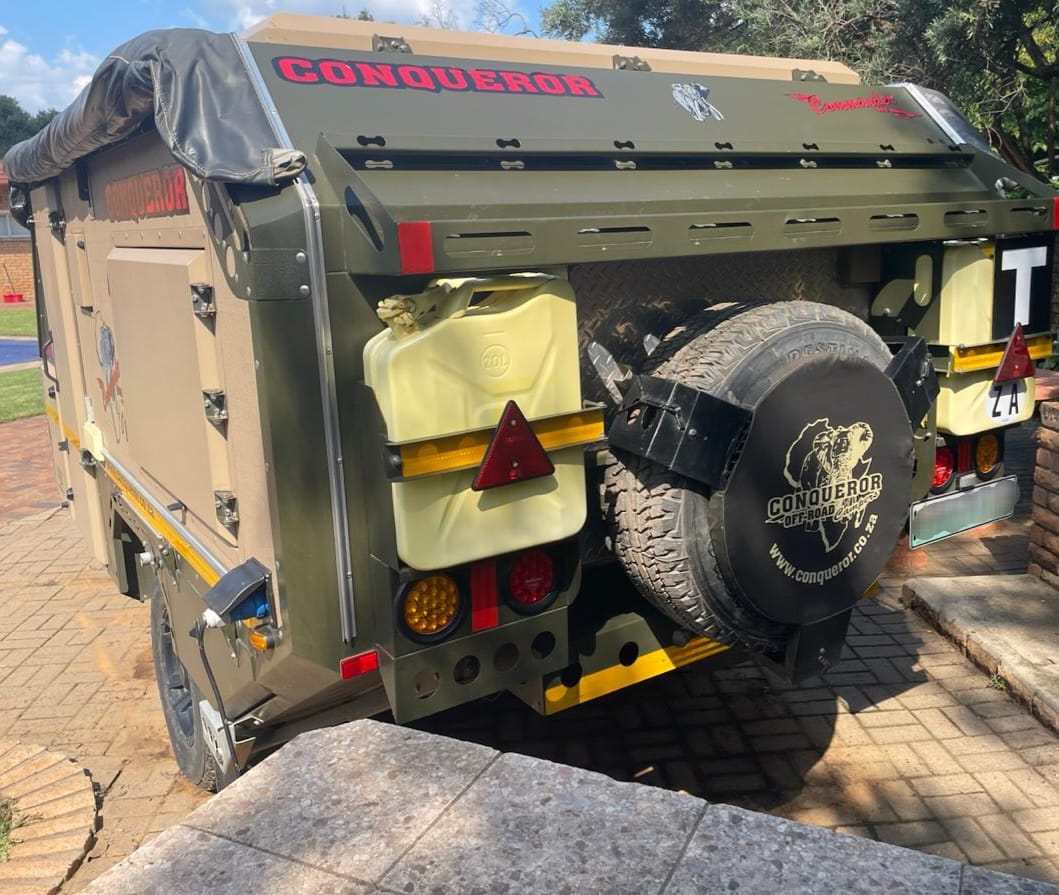 2017 Conqueror Commander Off Road Camping Trailer (CT 1554)