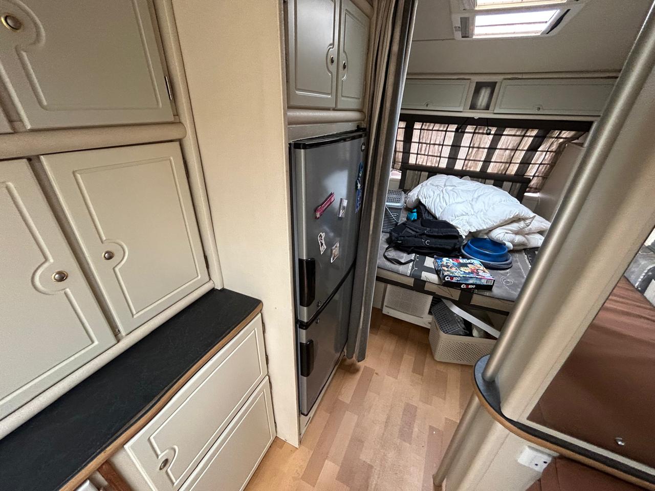 SOLD 2003 Jurgens Exclusive Caravan (CT 1331)