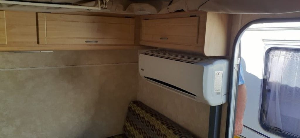 2011 Gypsey Regal Caravan (CT 1632)