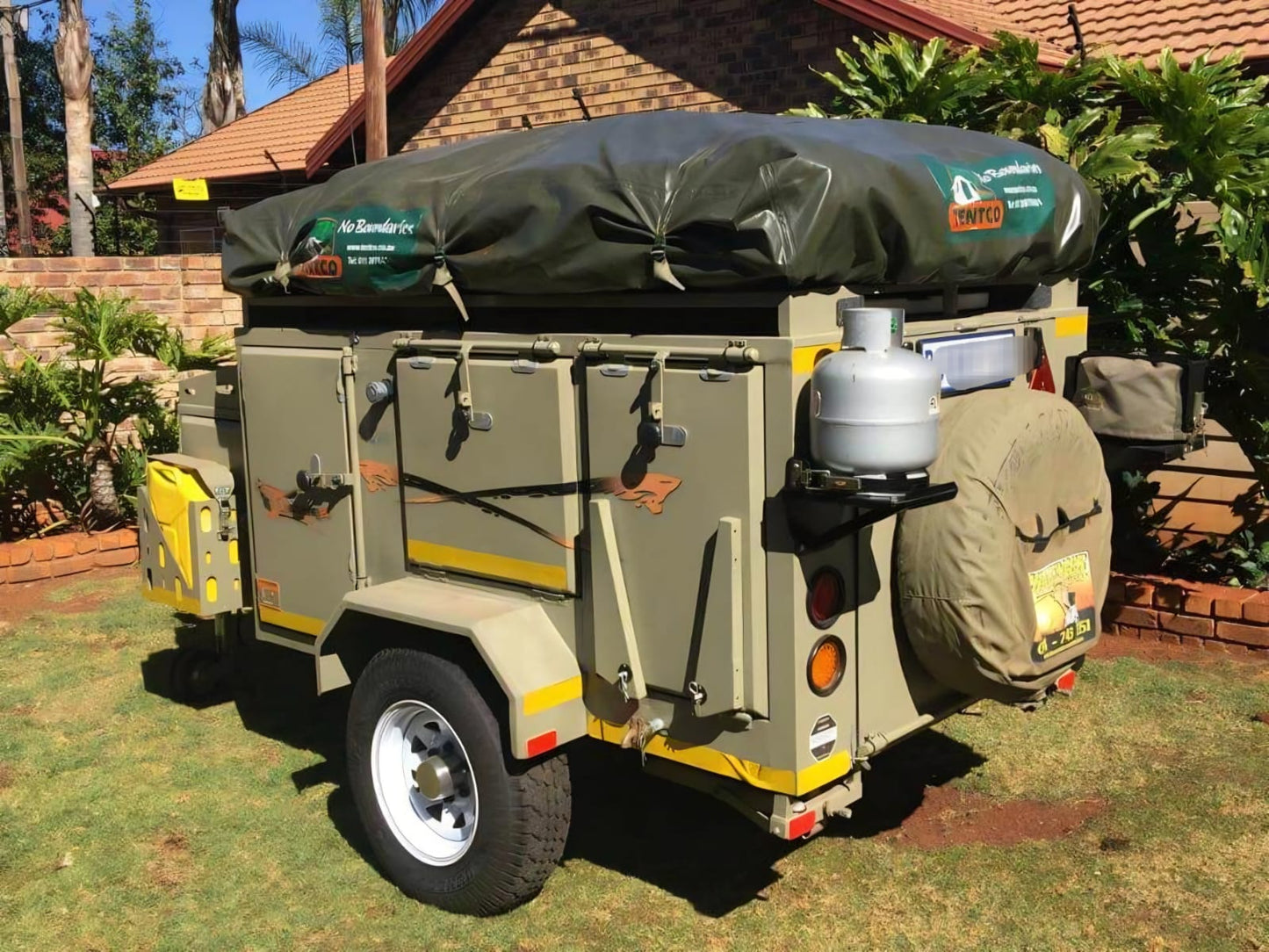 2014 Challenger Off Road Camping Trailer (CT 1515)