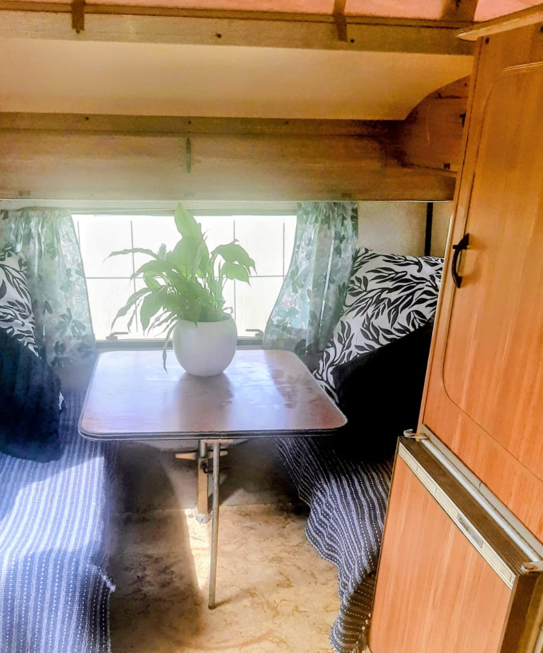 1985 Jurgens Fleetline Caravan (CT 1535)