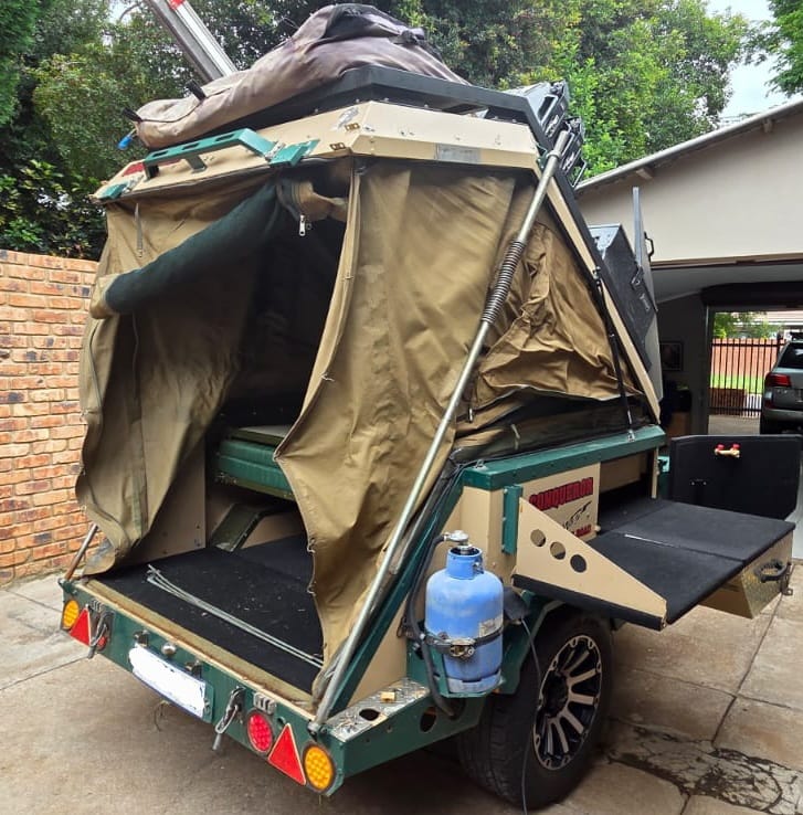 SOLD 2006 Conqueror Supra I Camping Trailer (CT 1497)