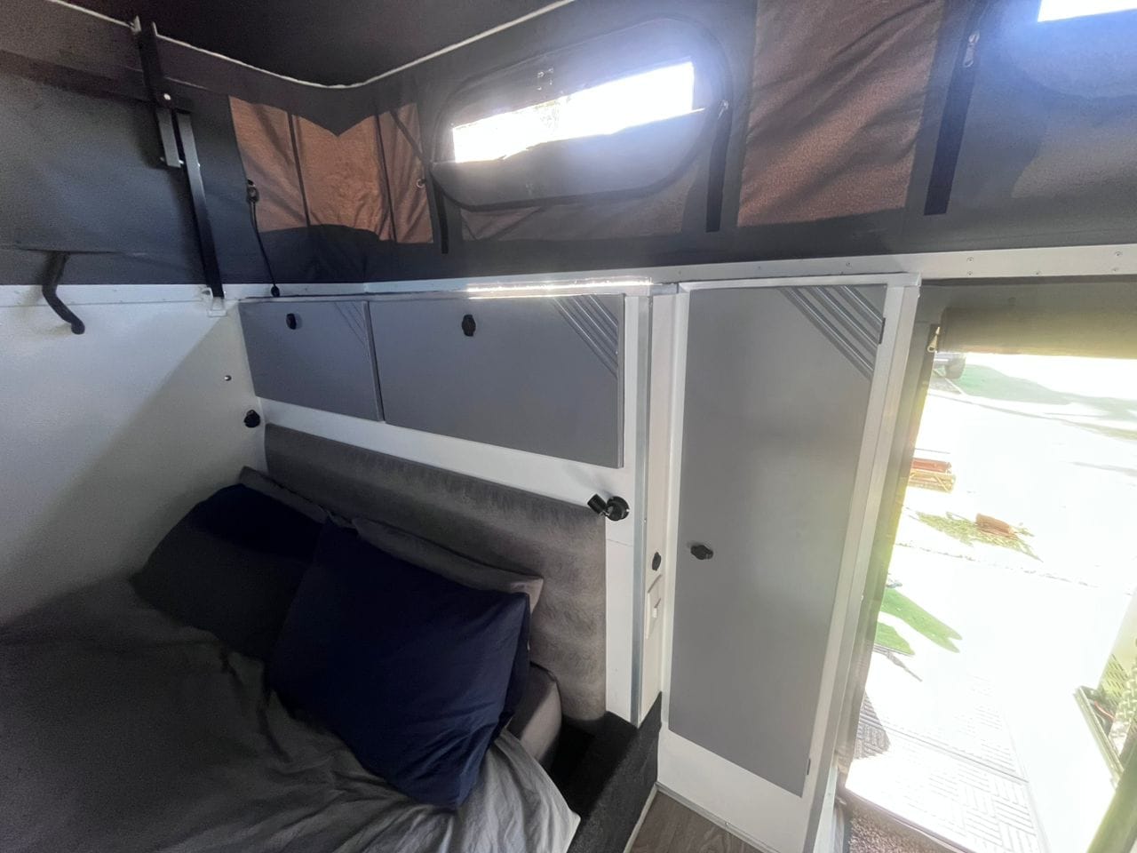 2023 AdventureXtreme Gladiator Off Road Caravan (CT 1615)