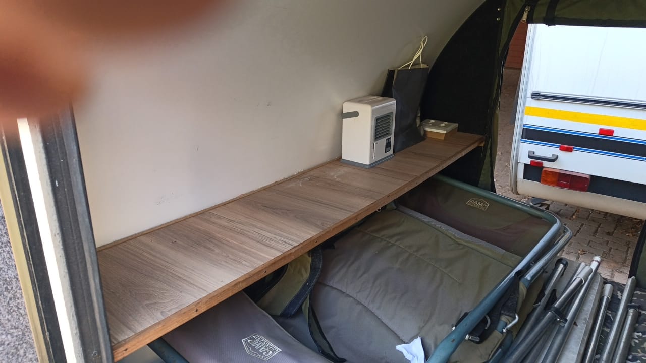 2020 Mecca Bushy Camping Trailer (CT 1638)