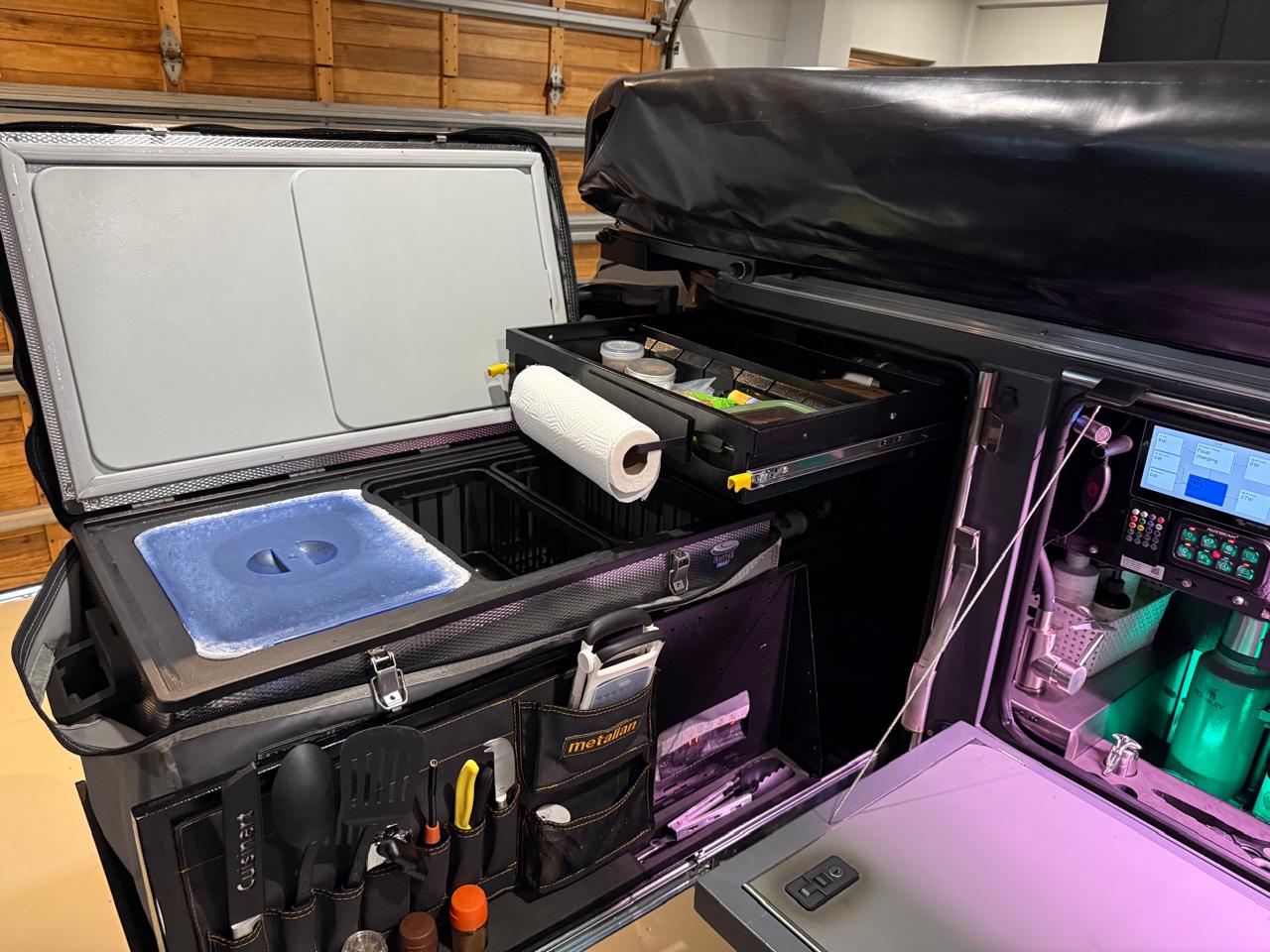 SOLD 2024 Metalian Maxi 4x4 Camping Trailer (CT 1488)