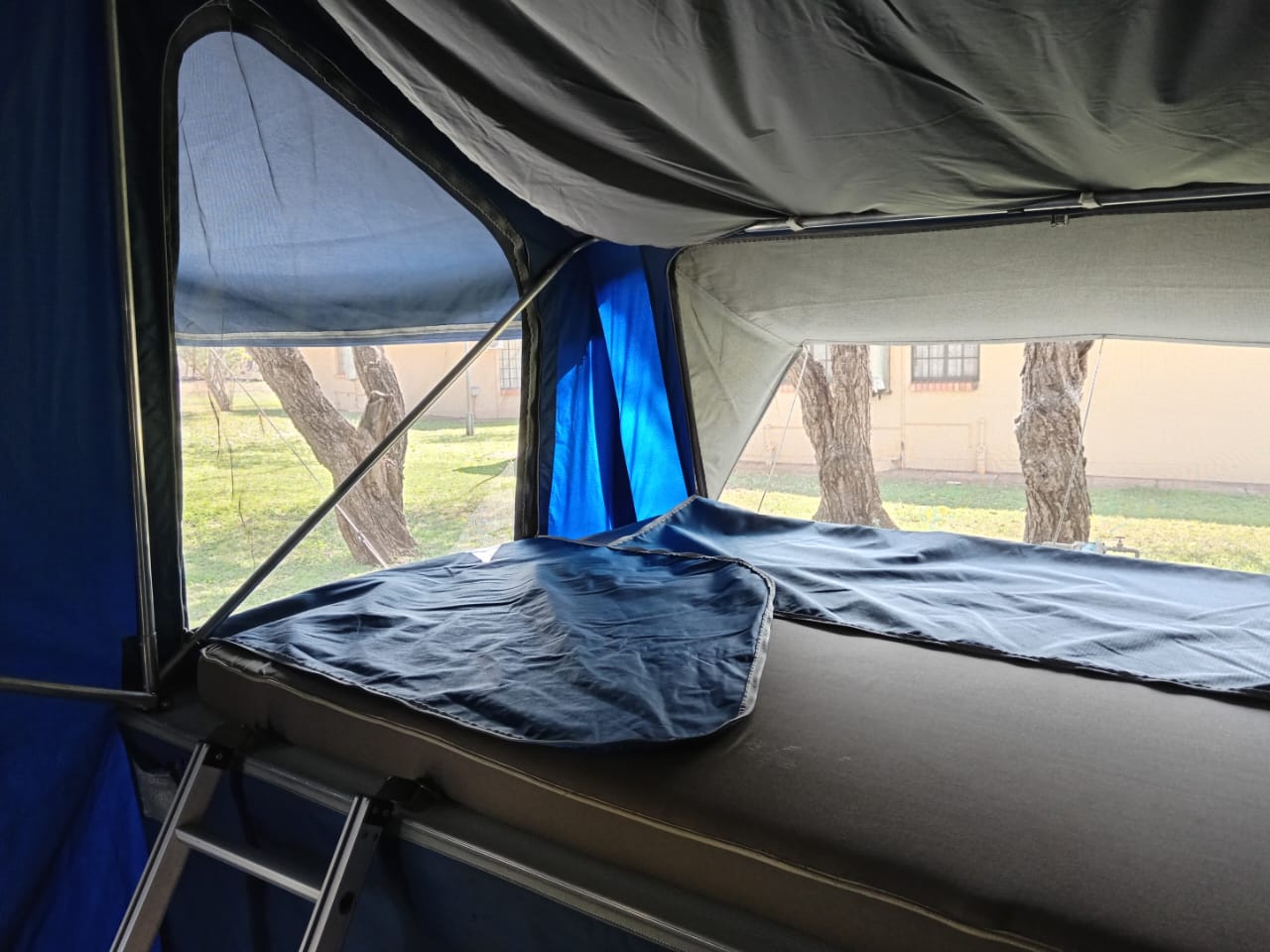 2014 Jurgens Camplite Camping Trailer (CT 1474)