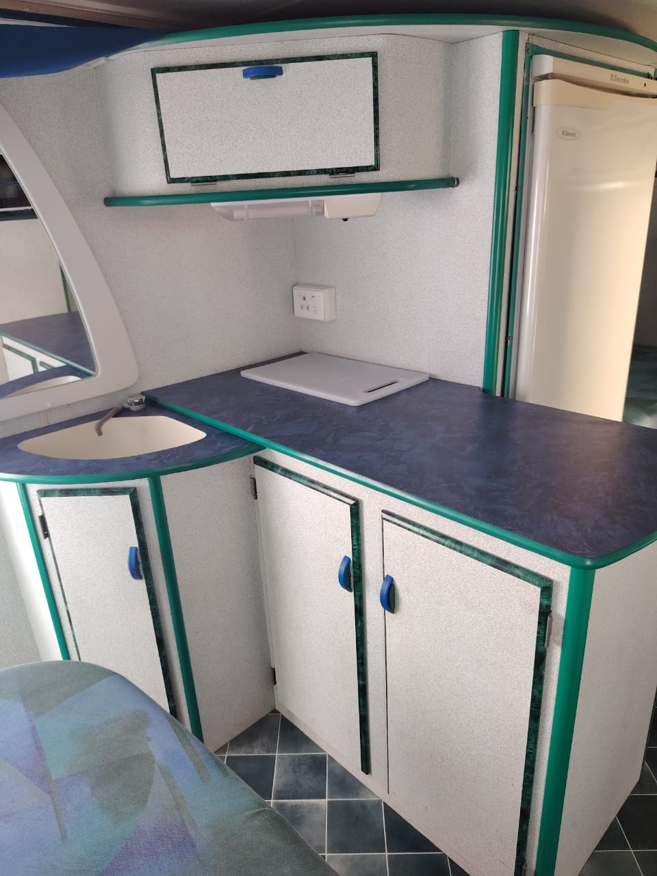 2001 Sprite Splash Caravan (CT 1614)