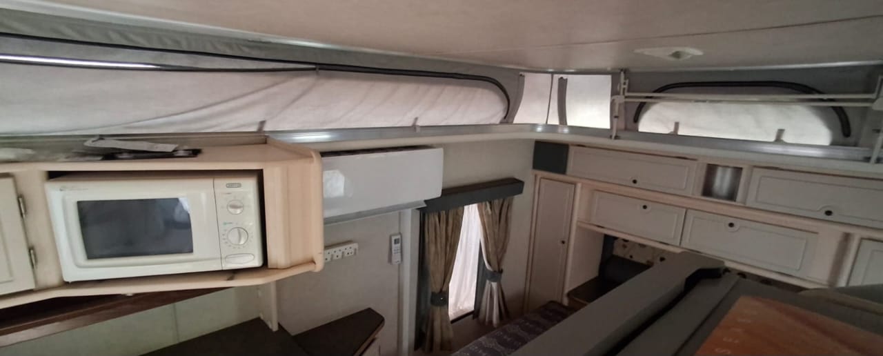 2007 Jurgens Penta Caravan (CT 1499)