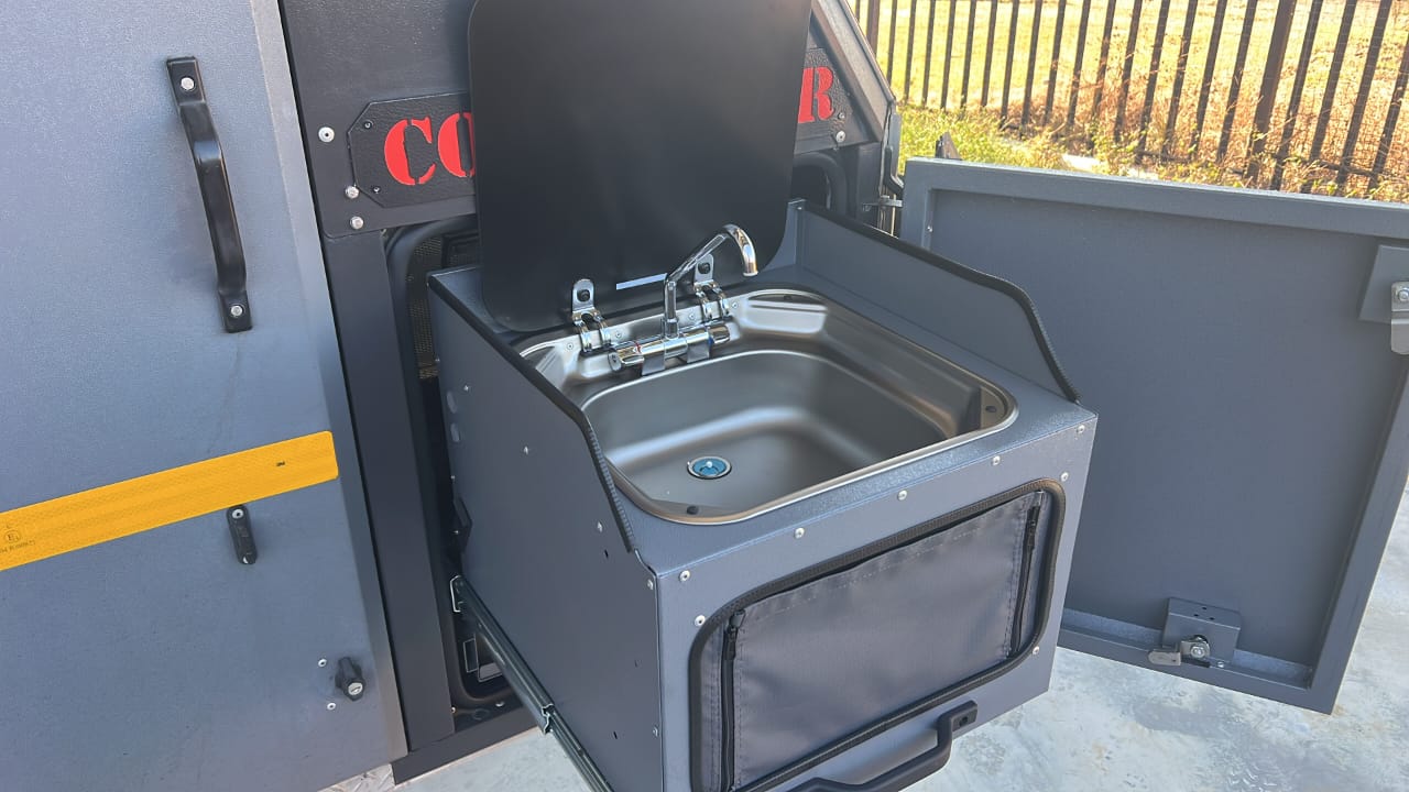 SOLD 2018 Conqueror Commander Platinum Edition Off Road Camping Trailer (CT 1309)