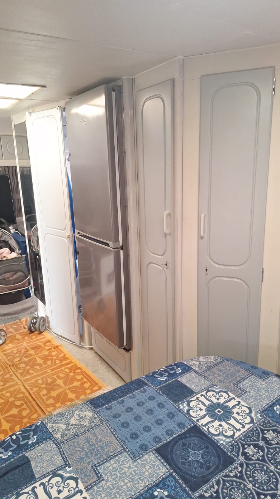 SOLD 1993 Jurgens Exclusive Caravan (CT 1489)