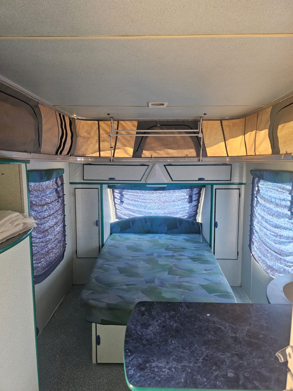 SOLD 2000 Sprite Splash Caravan (CT 1427)