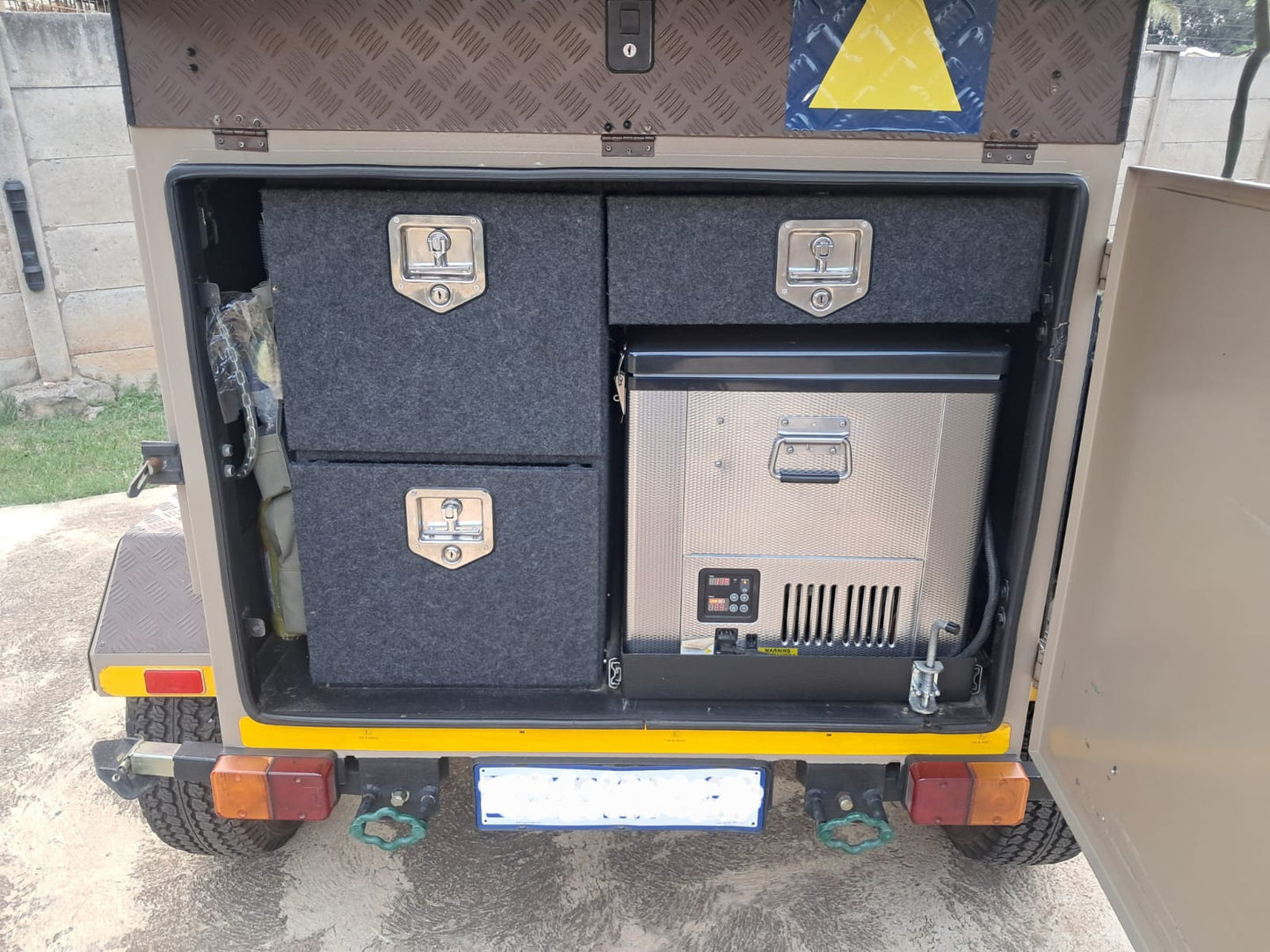 SOLD  2014 African Backbone Caprivi Off Road Camping Trailer (CT 1314)