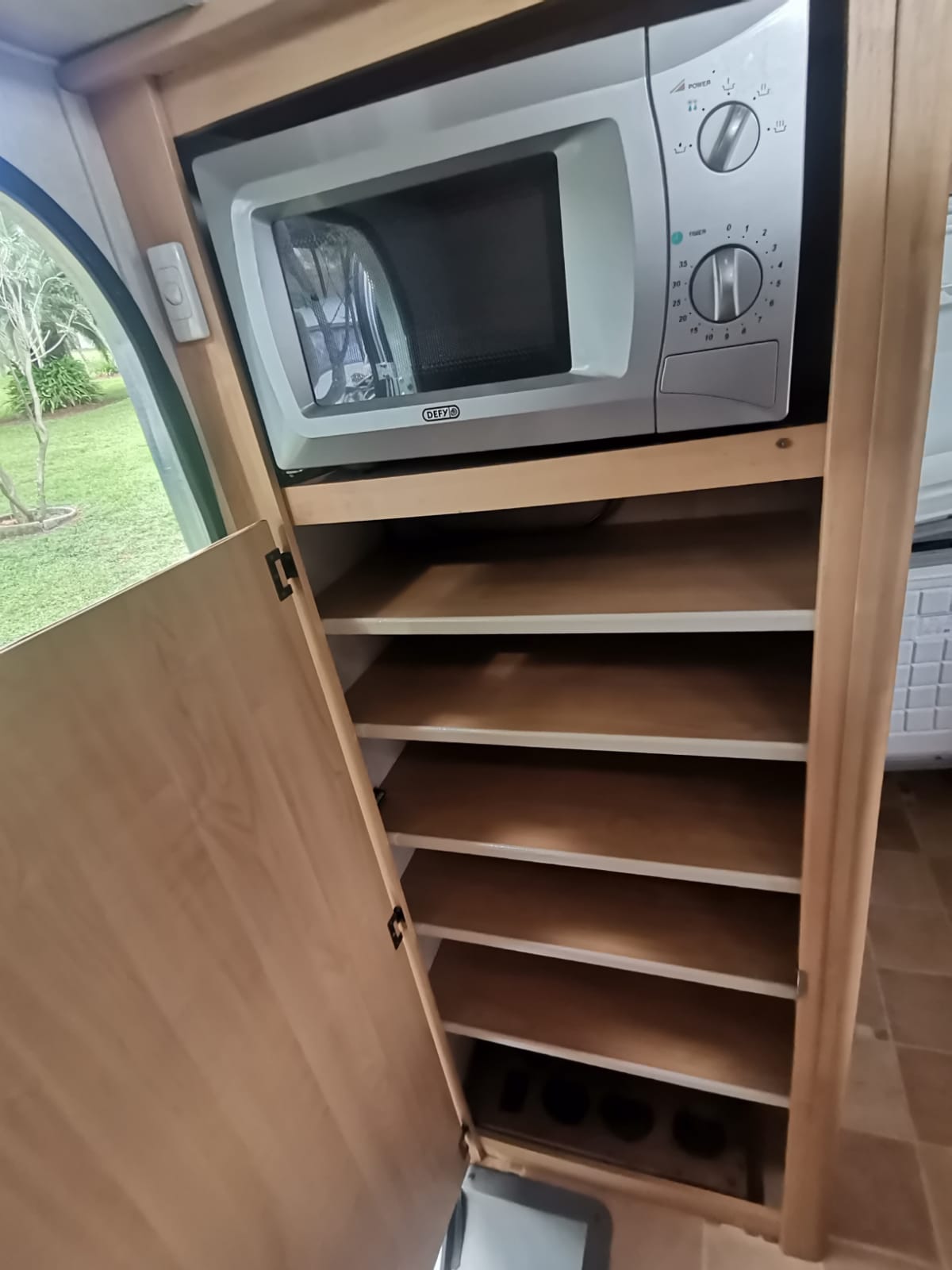 2010 Gypsey Rhapsody Caravan (CT 1652)