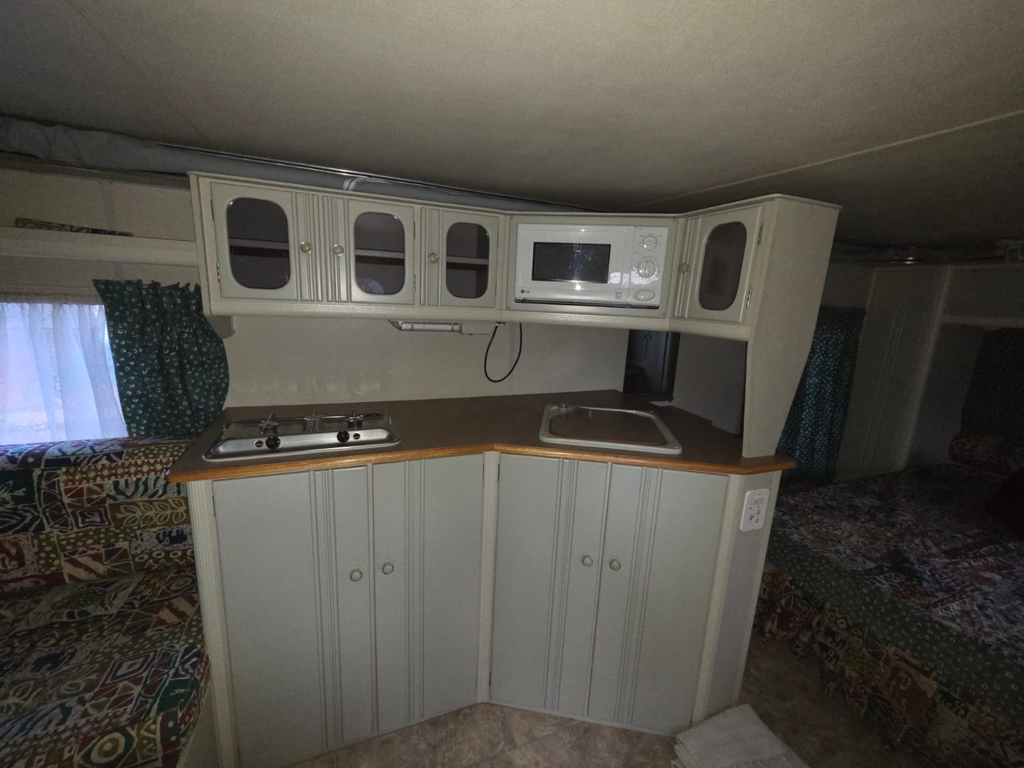 1998 Jurgens Penta Caravan (CT 1635)