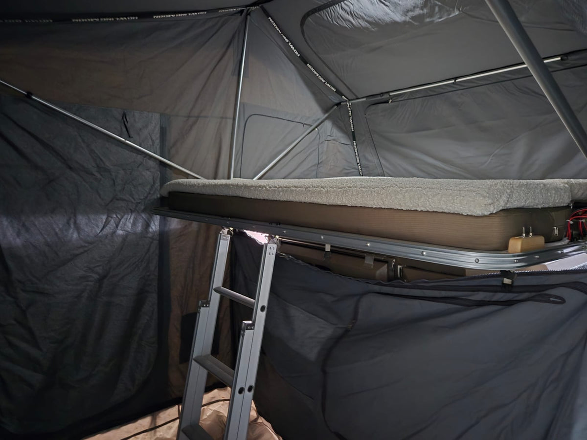 2011 Metalian Off Road Camping Trailer (CT 1660)