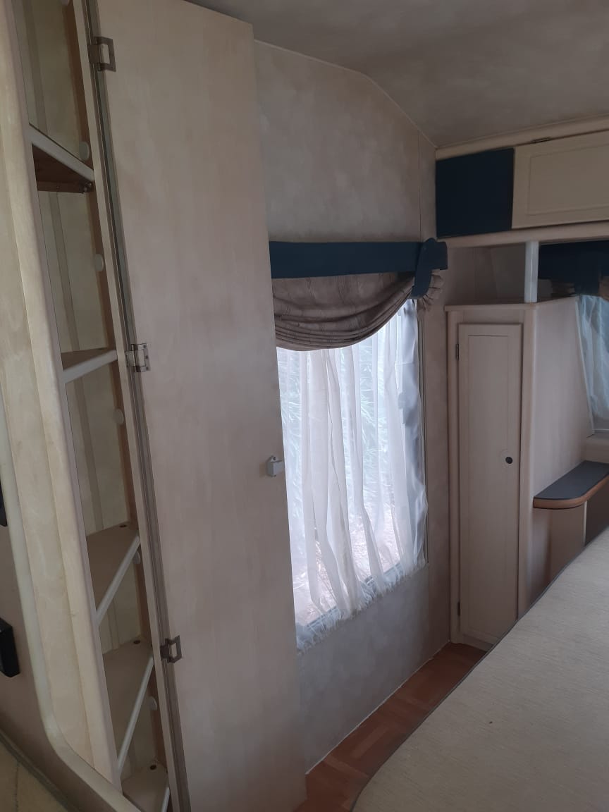 2007 Jurgens Classique Caravan (CT 1482)