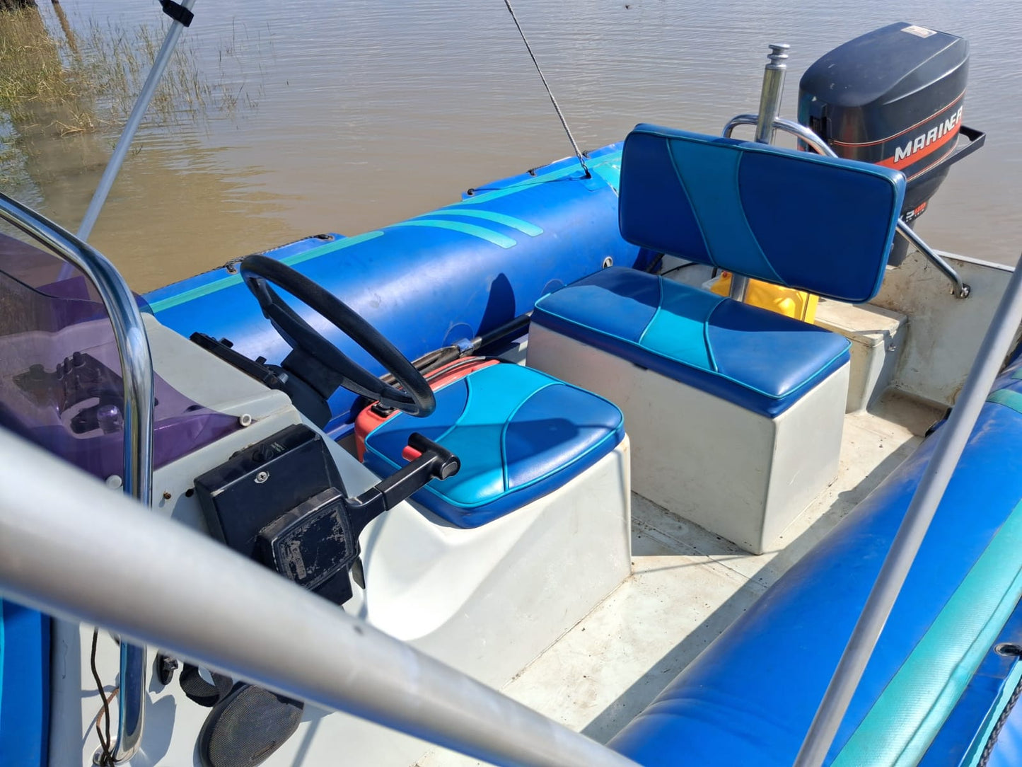 SOLD 2000 Superduck Boat (CT 1486)