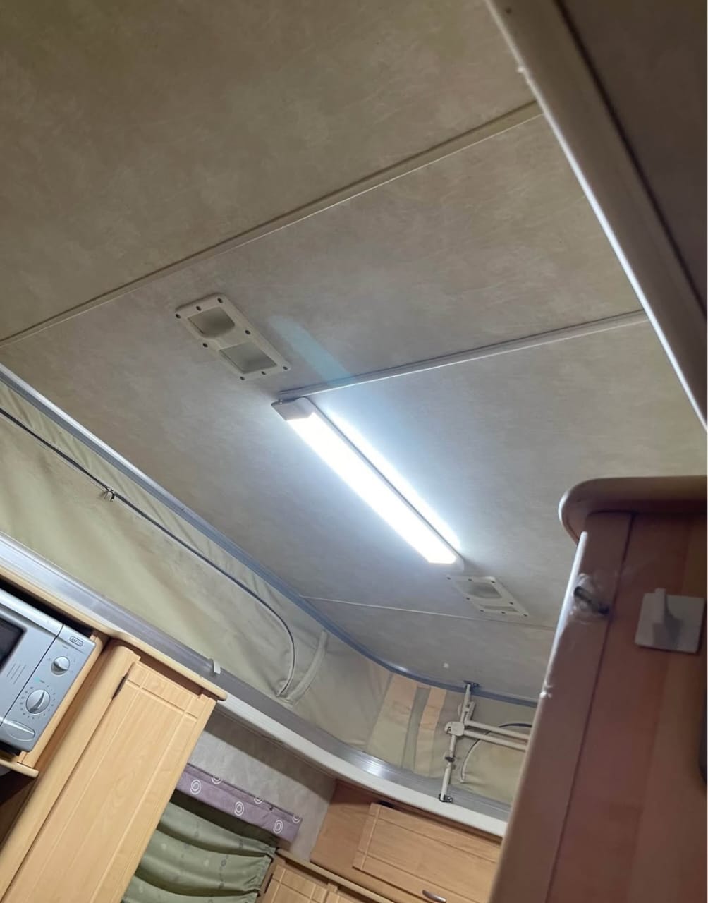 2009 Gypsey Rascal Caravan (CT 1611)