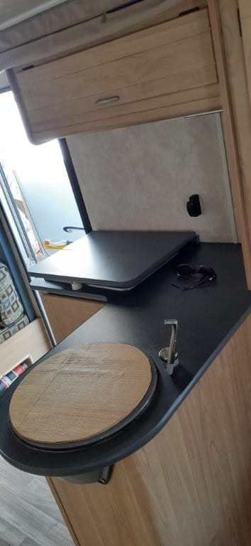 2011 Gypsey Regal Caravan (CT 1632)