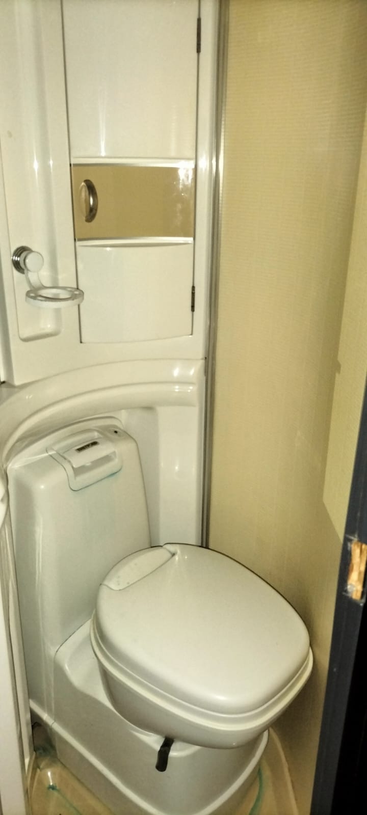 SOLD 2001 Wilk Topaz Caravan (CT 1330)