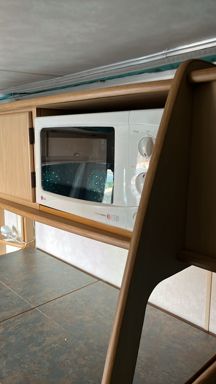 2002 Gypsey Regal Caravan (CT 1575)