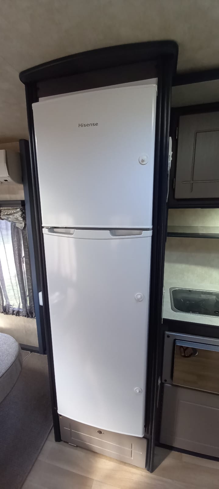 2014 Jurgens Classique Caravan (CT 1573)
