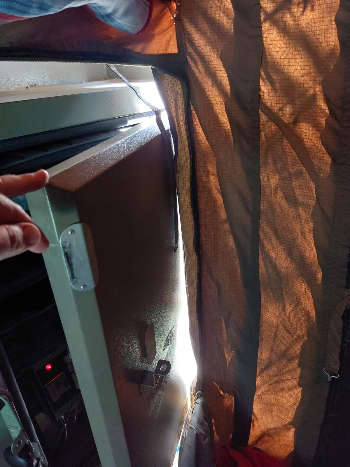 2014 Challenger Off Road Camping Trailer (CT 1515)