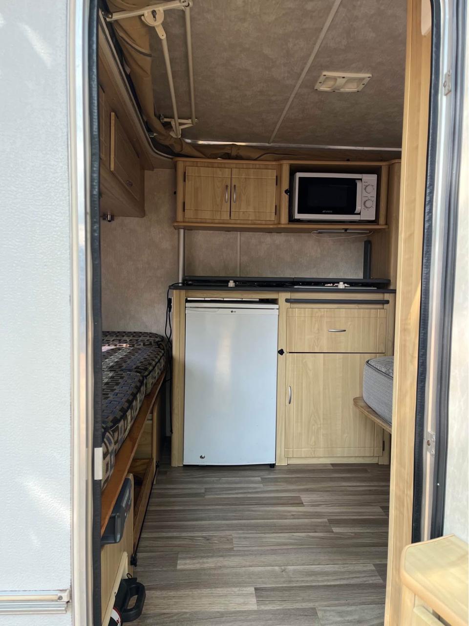2010 Gypsey Rascal Caravan (CT 1556)