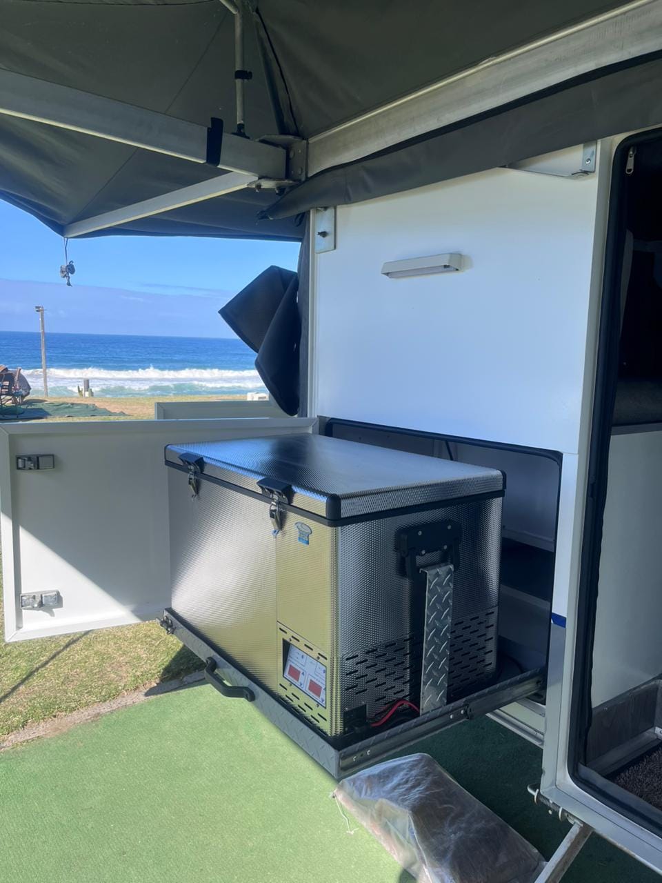 2023 AdventureXtreme Gladiator Off Road Caravan (CT 1615)