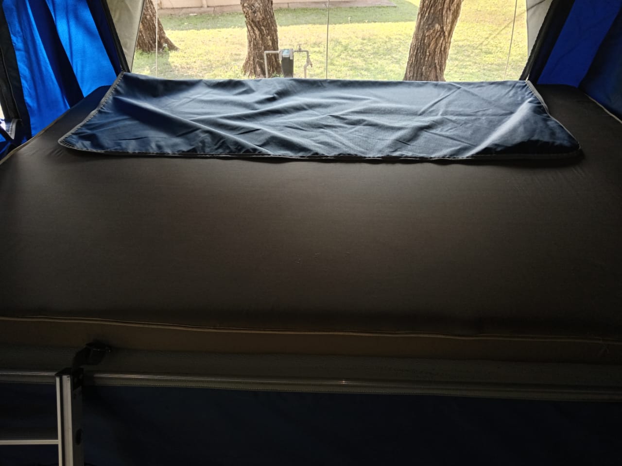 2014 Jurgens Camplite Camping Trailer (CT 1474)