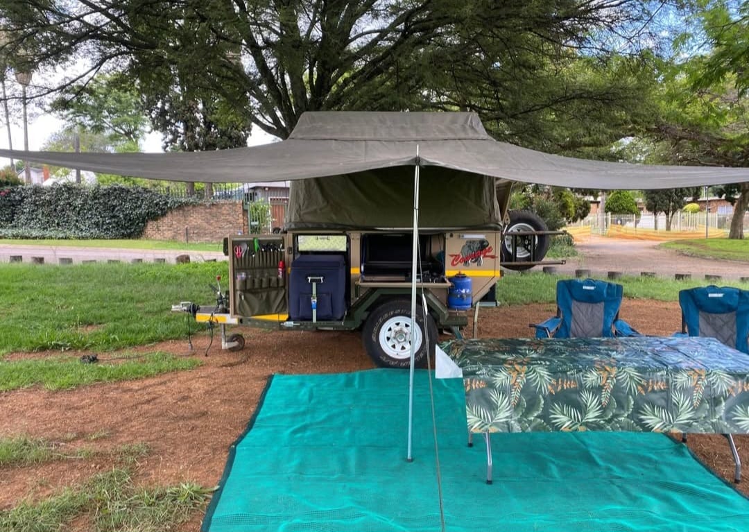 2010 Conqueror Courage Off Road Camping Trailer (CT 1579)