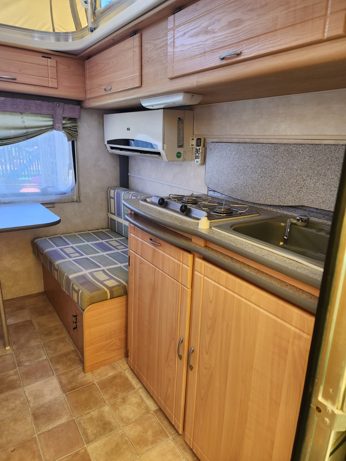 2006 Gypsey Romany Caravan (CT 1634)