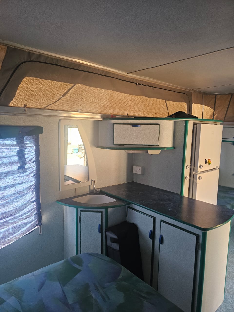 SOLD 2000 Sprite Splash Caravan (CT 1427)