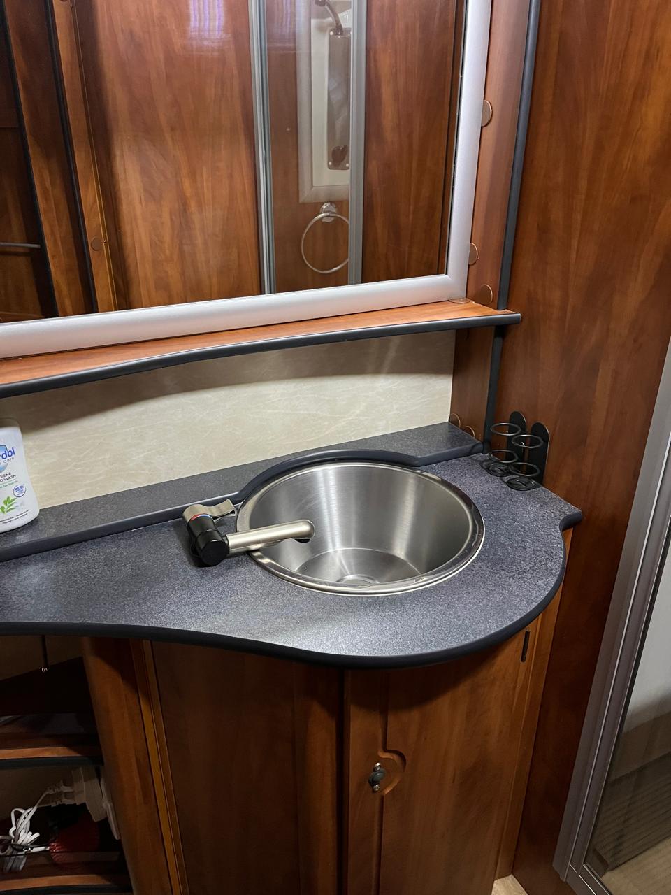 2012 Jurgens Elegance Caravan (CT 1602)
