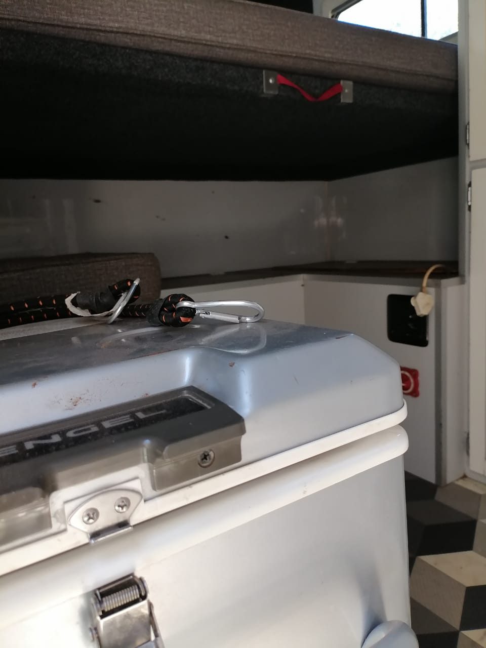 2016 Toyota Hilux Navi Camper (CT 1476)