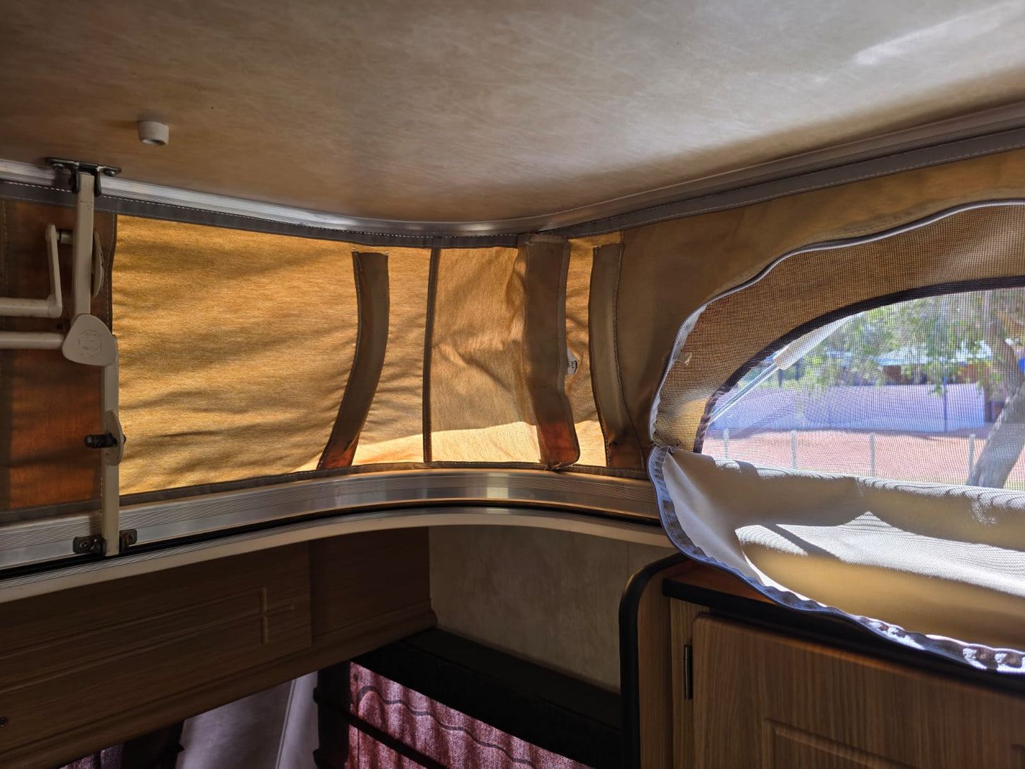 2012 Jurgens Penta Caravan (CT 1574)