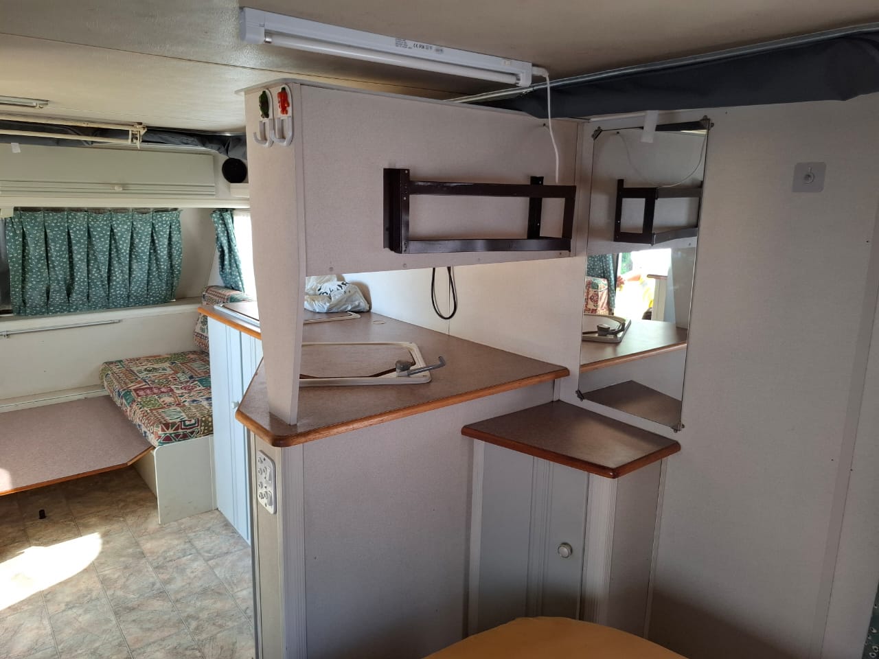1997 Jurgens Penta Caravan (CT 1559)