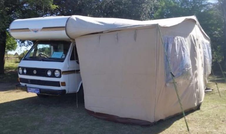 SOLD 1982 VW Autovilla Motorhome (CT 1325)