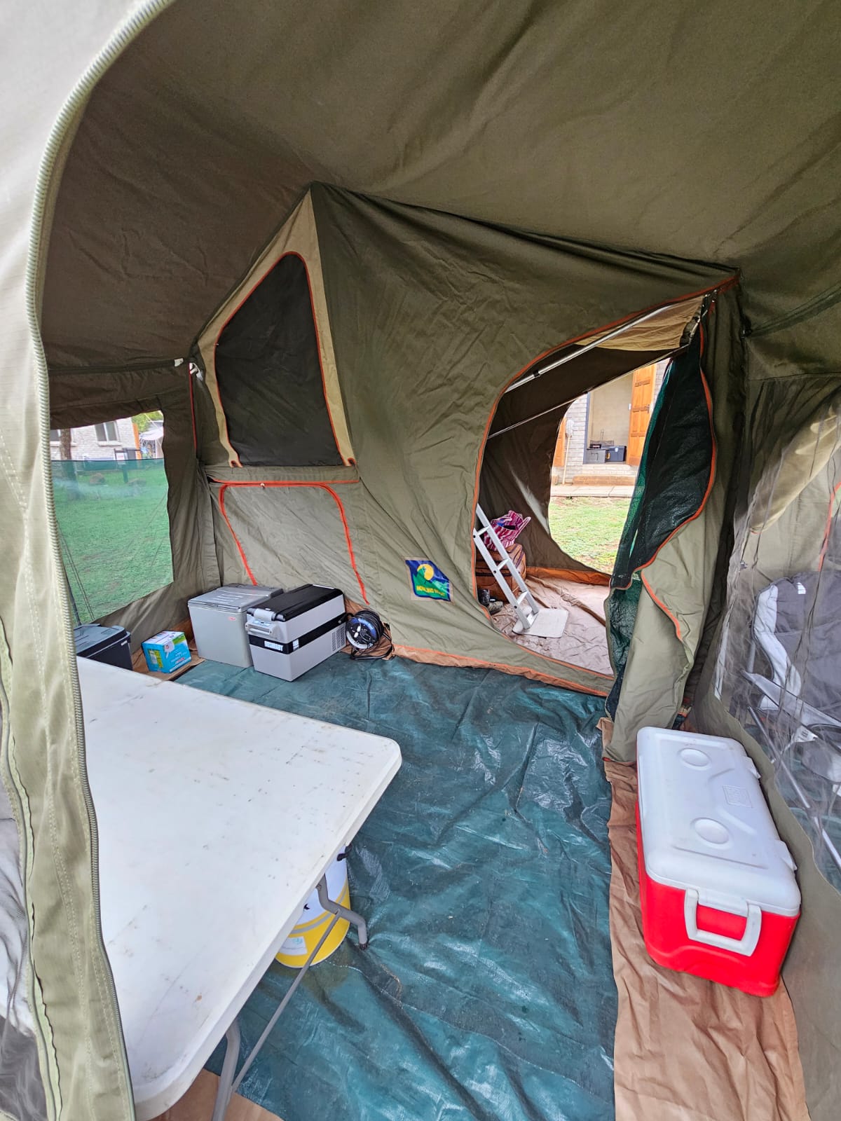2014 Venter Savuti Camping Trailer (CT 1560)