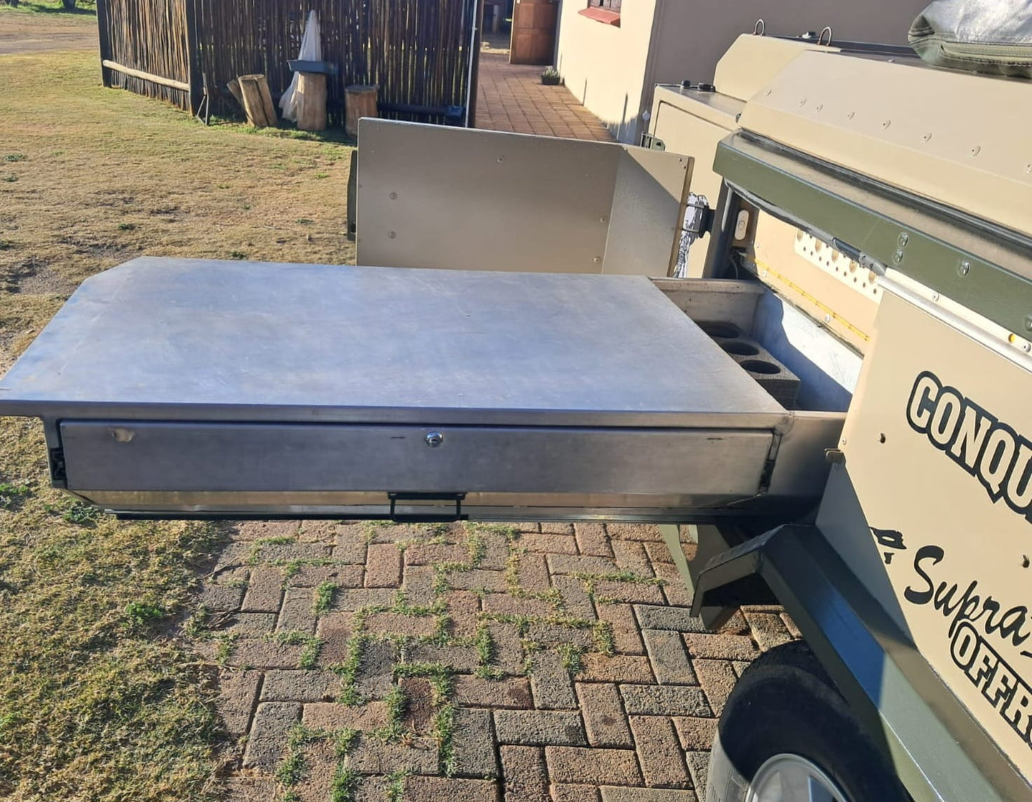 2006 Conqueror Supra I Off Road Camping Trailer (CT 1619)